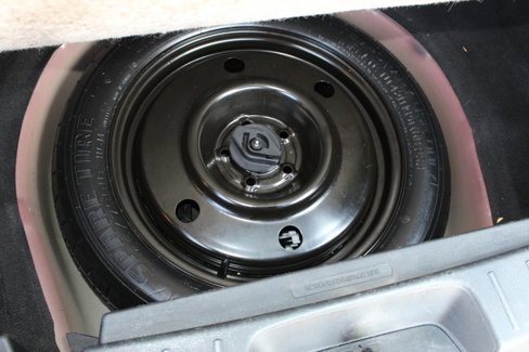 Used 2018 Ford Explorer XLT w/ Equipment Group 202A image 15