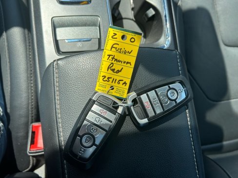 Used 2020 Ford Fusion Titanium image 32
