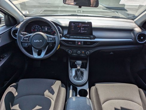 Used 2023 Kia Forte LXS image 12