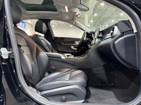 Used 2015 Mercedes-Benz C 300 4MATIC Sedan image 55