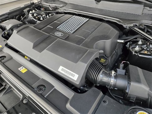 Used 2018 Land Rover Range Rover HSE image 20