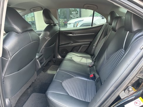 Used 2019 Toyota Camry SE image 22