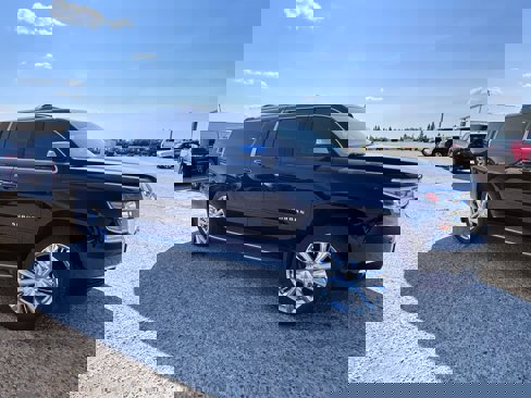 Used 2015 Chevrolet Suburban LTZ w/ Max Trailering Package image 6