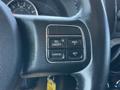 Used 2018 Jeep Wrangler Unlimited Sport S image 55