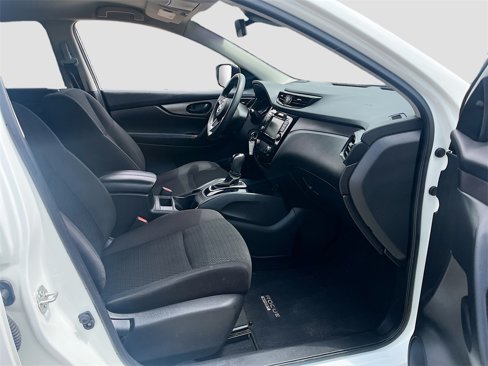 Used 2021 Nissan Rogue Sport S image 25