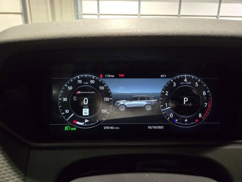 Used 2018 Land Rover Range Rover Velar R-Dynamic SE image 22