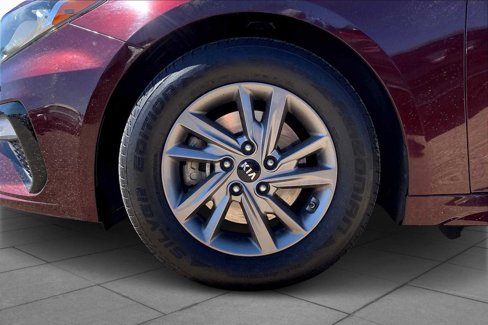 Used 2020 Kia Optima LX image 9