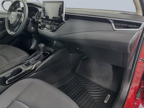 Used 2021 Toyota Corolla LE image 27