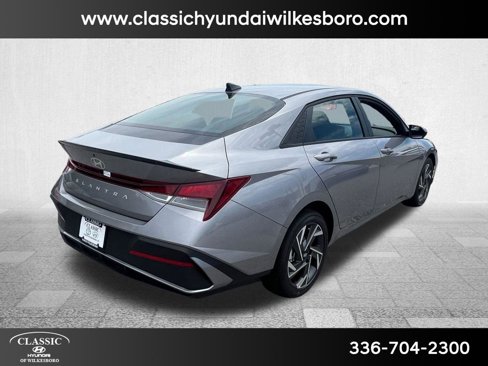 New 2025 Hyundai Elantra Sport image 5
