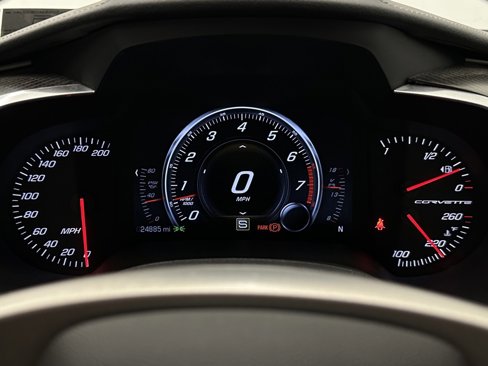 Used 2014 Chevrolet Corvette Stingray Convertible w/ 2LT Preferred Equipment Group image 28