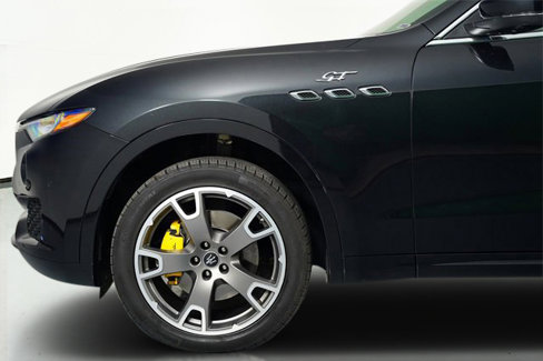 Used 2022 Maserati Levante GT image 19