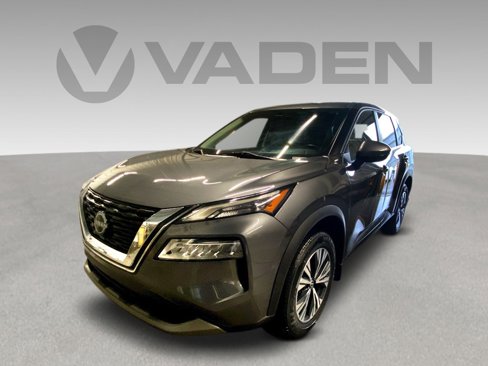 Used 2022 Nissan Rogue SV image 3
