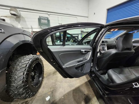 Used 2018 Volvo S60 T5 Dynamic w/ Vision Package image 7