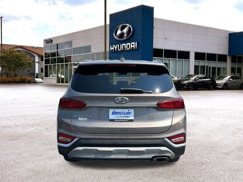 Used 2019 Hyundai Santa Fe SEL image 4