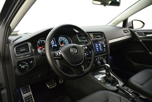Used 2018 Volkswagen Golf Alltrack SE image 26