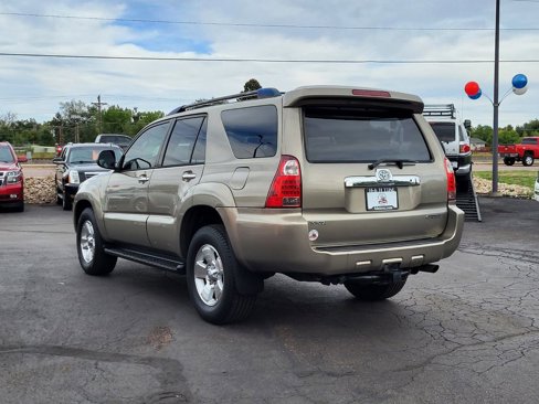 Used 2006 Toyota 4Runner SR5 image 3