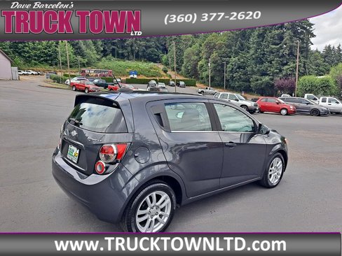 Used 2016 Chevrolet Sonic LT w/ Wheels and Fog Lamp Package image 3