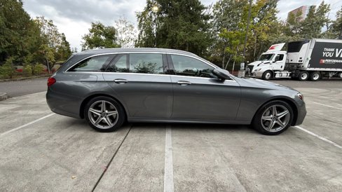Used 2019 Mercedes-Benz E 450 4MATIC Wagon image 2