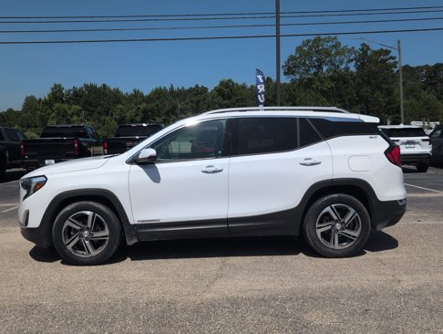 Used 2021 GMC Terrain SLT w/ Infotainment Package II image 2