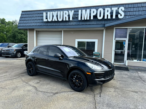 Used 2015 Porsche Macan S w/ Infotainment Package image 2