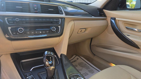 Used 2016 BMW 320i Sedan image 11