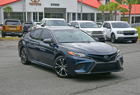 Used 2018 Toyota Camry SE image 6