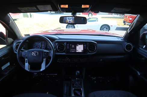 Used 2016 Toyota Tacoma TRD Off-Road image 60