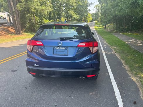 Used 2017 Honda HR-V LX image 6