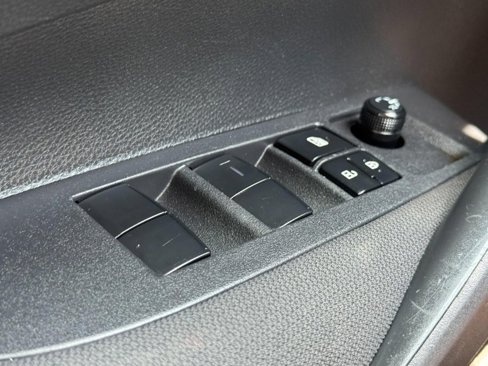 Used 2024 Toyota Corolla LE image 21