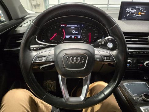 Used 2017 Audi Q7 3.0T Premium Plus image 20