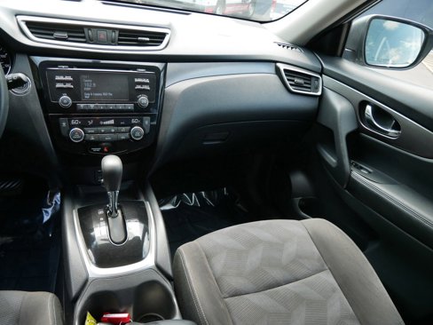 Used 2015 Nissan Rogue SV image 15