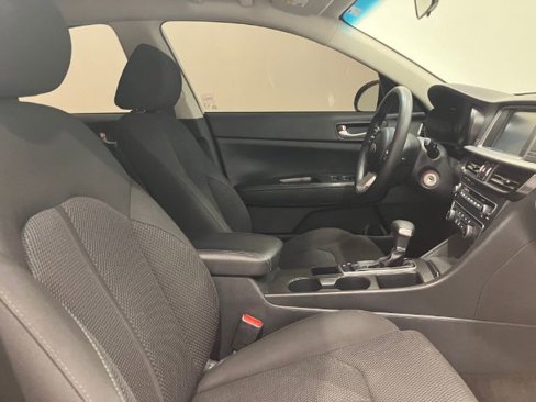 Used 2019 Kia Optima LX image 37