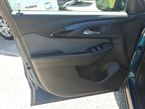 Used 2021 Chevrolet TrailBlazer LS image 11