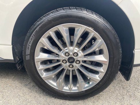 Used 2021 Ford Edge Titanium w/ Equipment Group 301A image 11