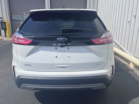 Used 2023 Ford Edge SEL w/ Convenience Package image 7