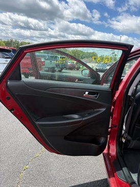 Used 2012 Hyundai Sonata SE w/ Navigation & Sunroof Pkg image 12