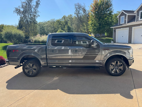 Used 2018 Ford F150 XLT w/ Equipment Group 302A Luxury image 7