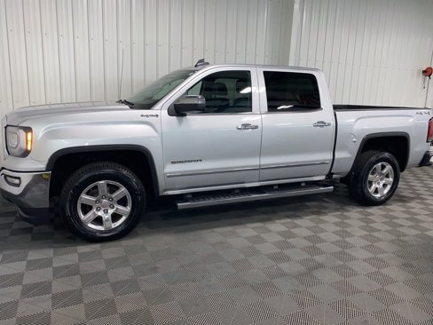 Used 2017 GMC Sierra 1500 SLT image 9