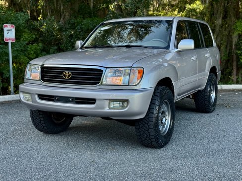 Used 1998 Toyota Land Cruiser image 3