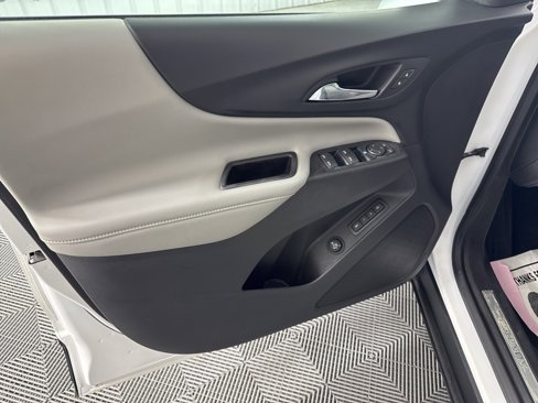 Used 2020 Chevrolet Equinox Premier image 12