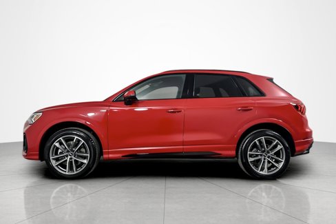 Certified 2024 Audi Q3 2.0T Premium Plus w/ Premium Plus Package image 2