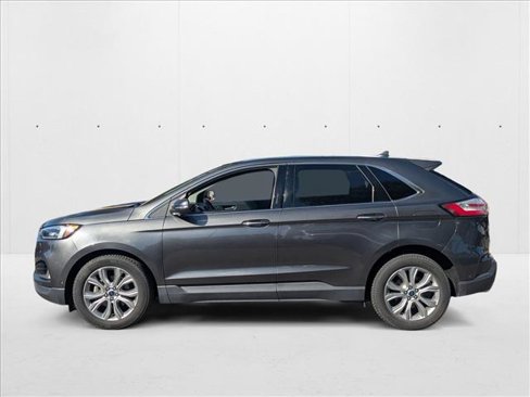 Used 2019 Ford Edge Titanium w/ Equipment Group 301A image 9