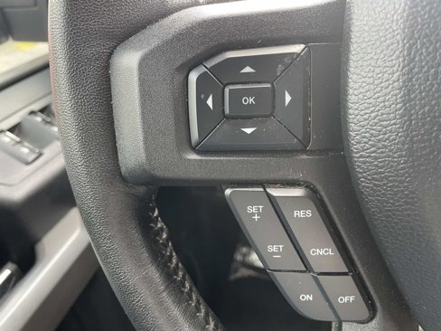 Used 2018 Ford F150 XLT w/ Equipment Group 302A Luxury image 19