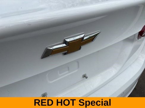 Used 2021 Chevrolet Malibu LT image 48