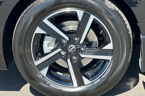 New 2025 Nissan Sentra SV w/ Trunk Package image 30