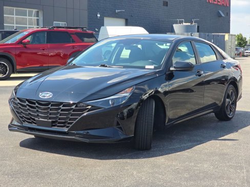 Used 2021 Hyundai Elantra SEL w/ Convenience Package image 17