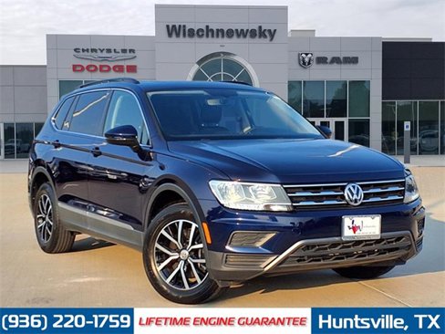 Used 2021 Volkswagen Tiguan SE w/ Panoramic Sunroof Package image 1