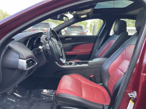 Used 2017 Jaguar XE R-Sport image 21