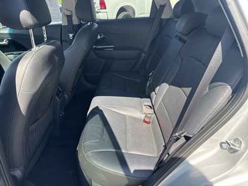 Used 2019 Kia Niro EX Premium w/ Sunroof Package image 17