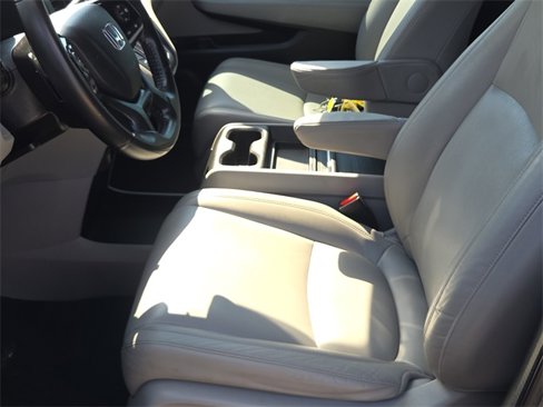 Used 2018 Honda Odyssey EX-L image 16